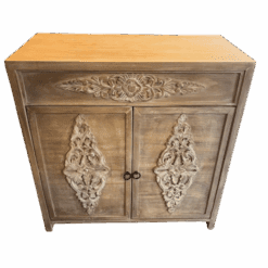 Aparador Tallado Eka - Camino a Casa Uruguay