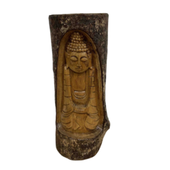 Buda Tallado en Tronco